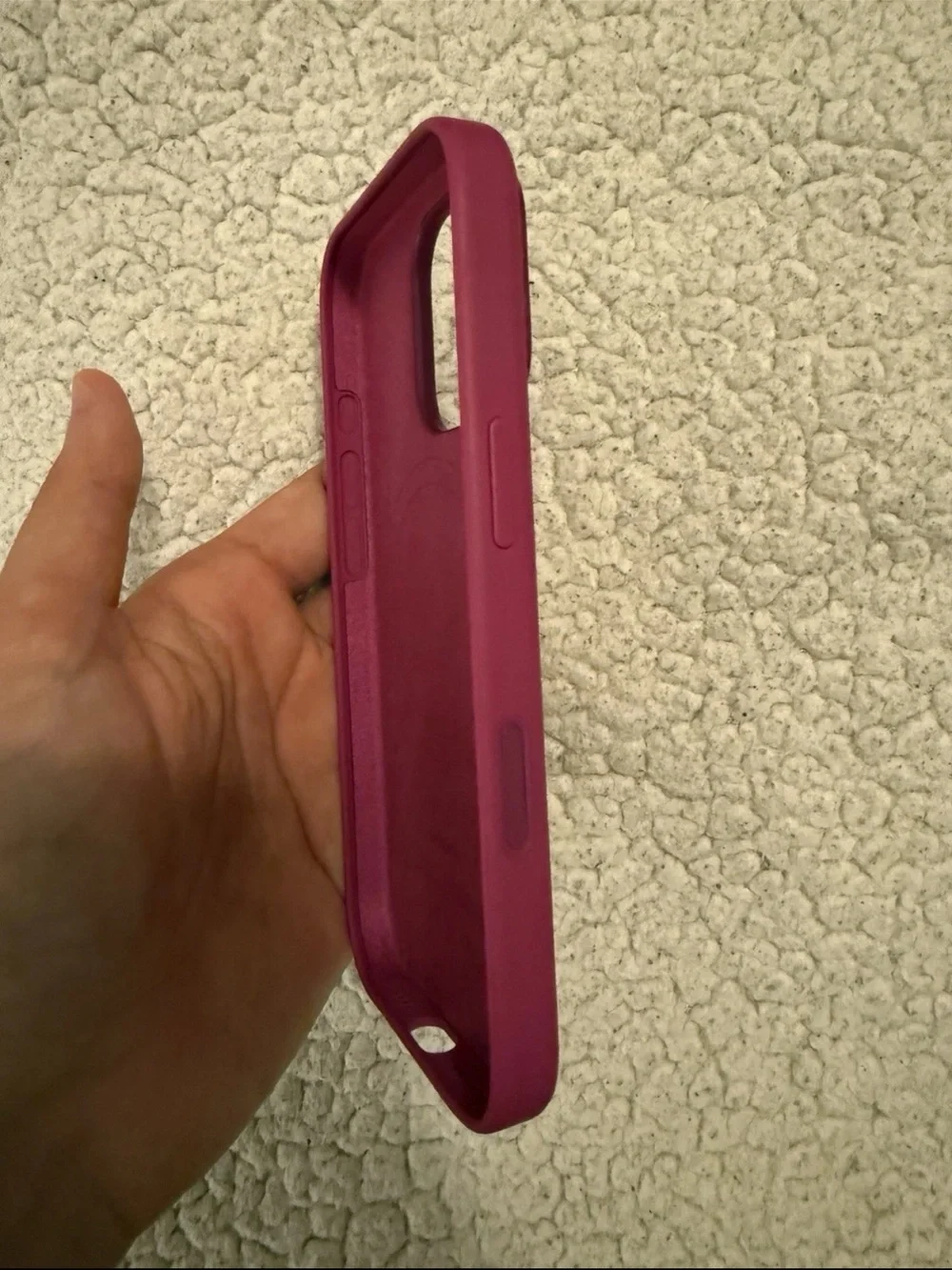 Apple Silicone Case MagSafe iPhone 16 Pro - Fuchsia Color
